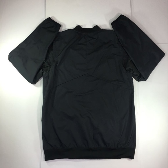 Oregon Ducks Men’s 1/4 Zip Dri Fit Shirt - Picture 5 of 5